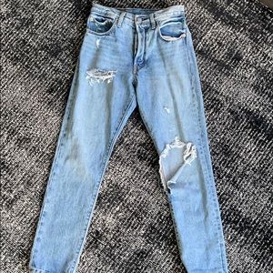 Levi’s women’s distressed 501 jeans size 27